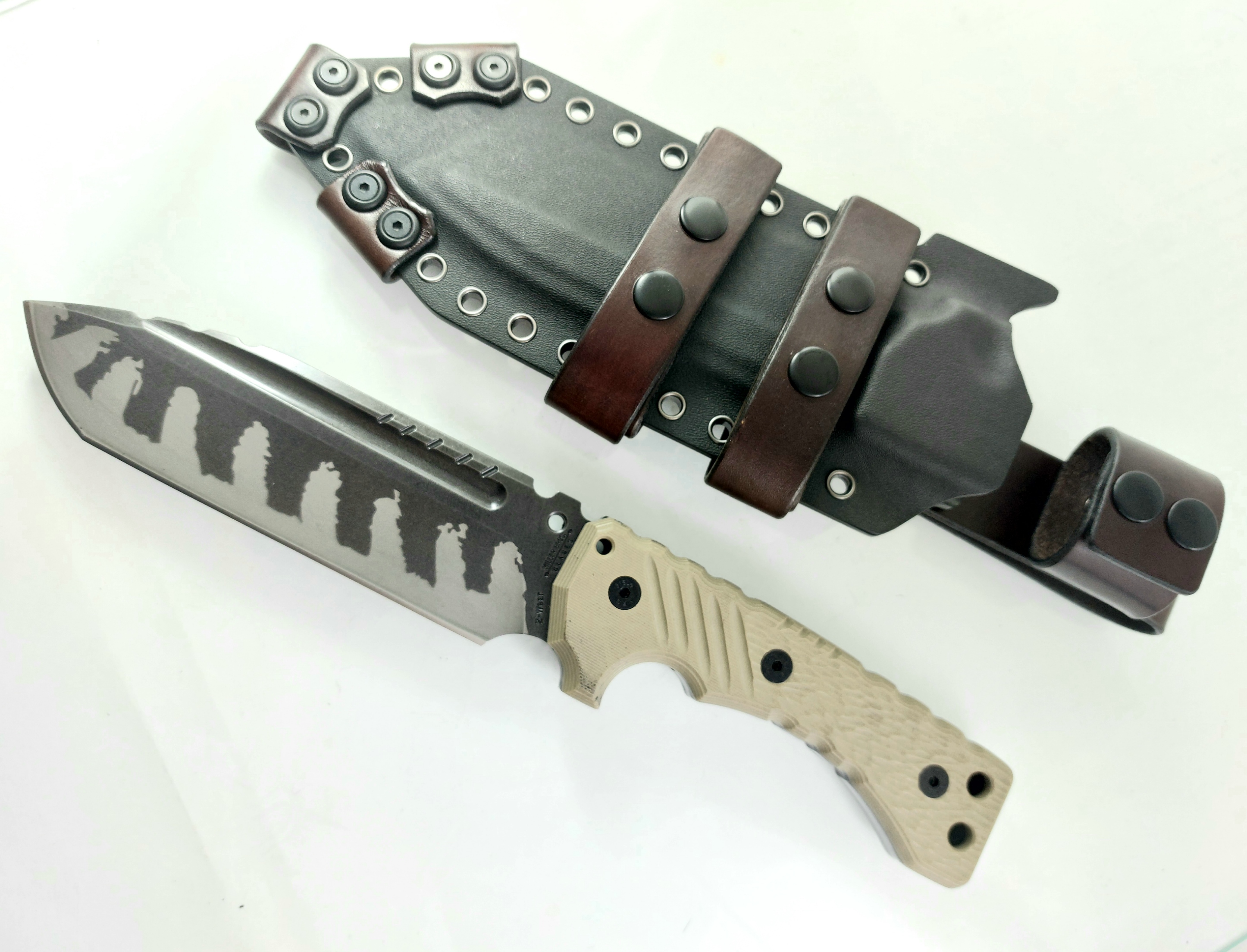 Боен ловен тактически нож фултанг G10 дръжка Kydex калъф с кожени ремъци