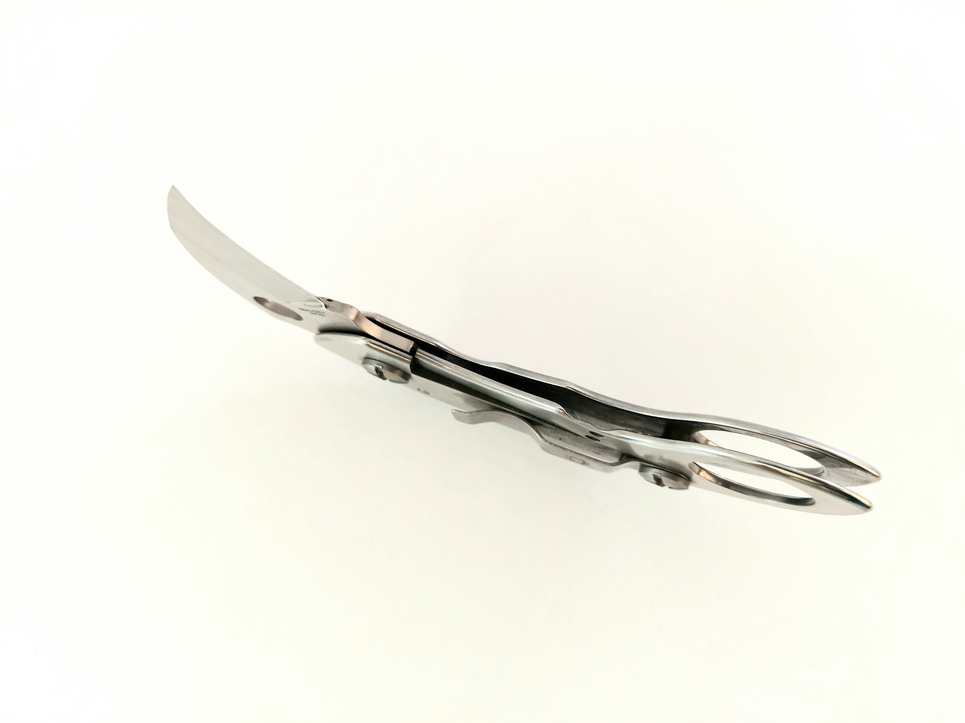 KARAMBIT Сгъваем метален джобен нож