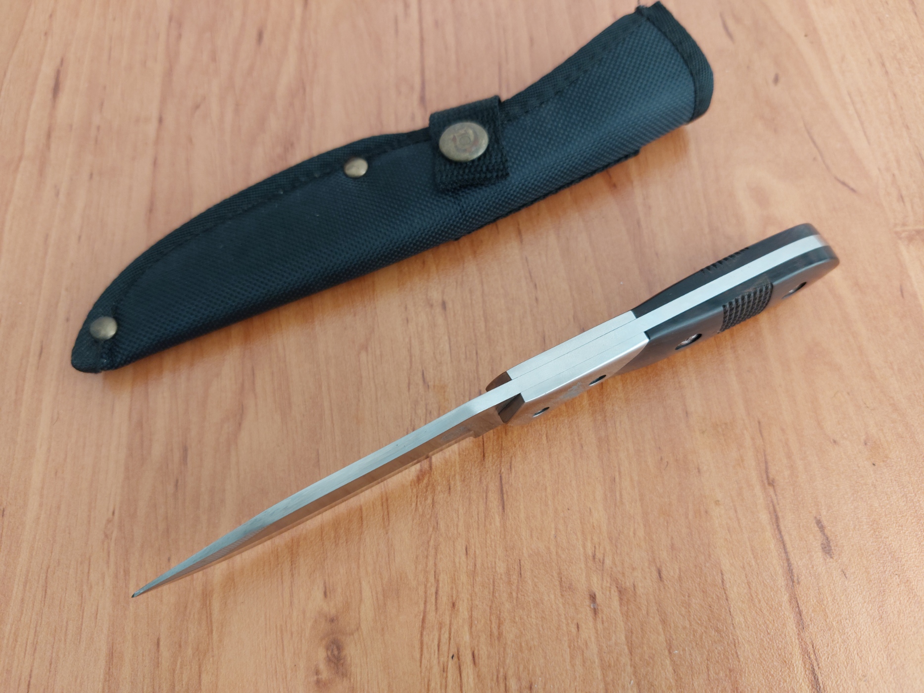 Ловен нож  модел CT343 Colt