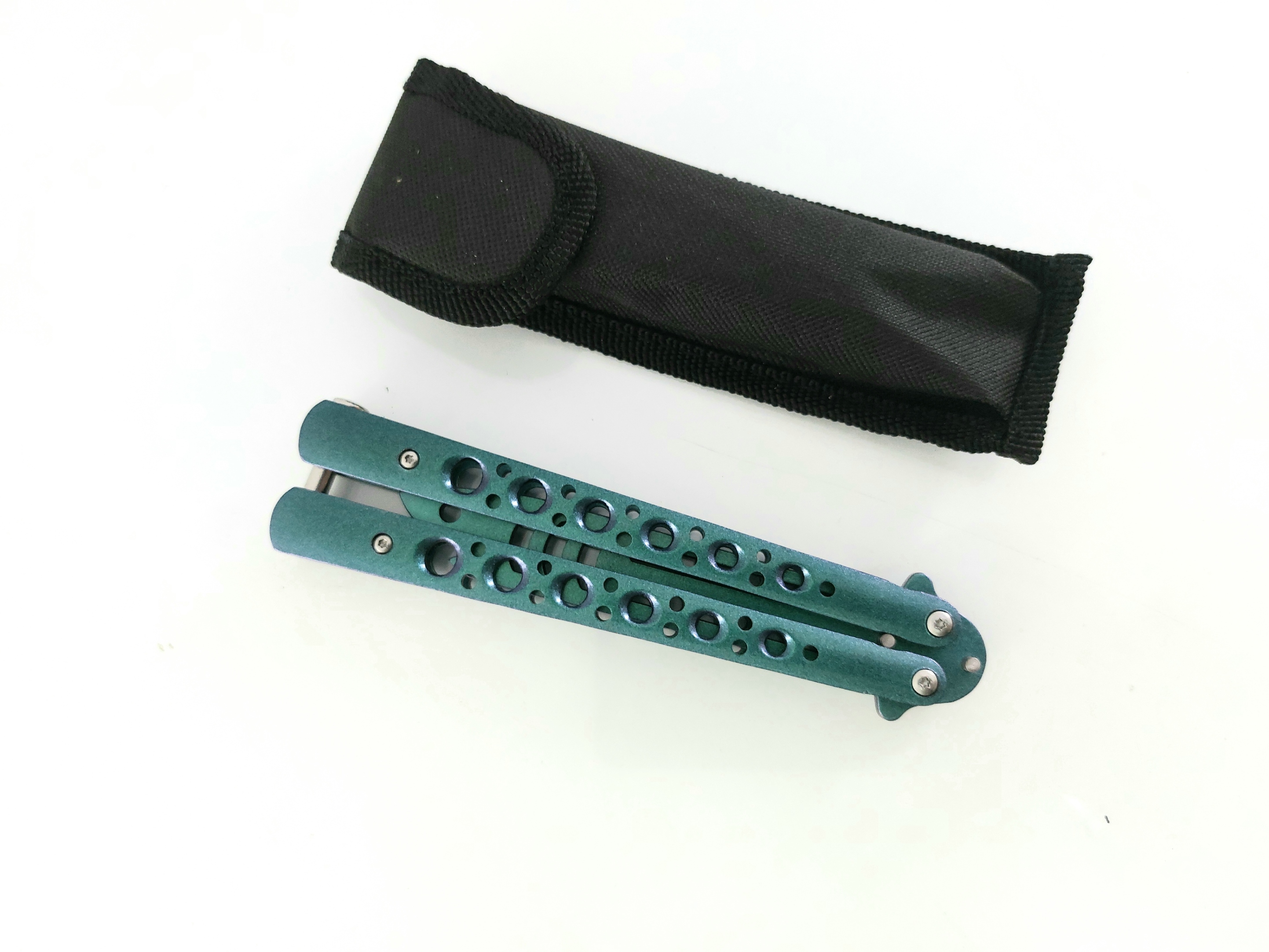 Вutterfly knife акула Shark нож пеперуда незаточен тренировъчен електриково зелено