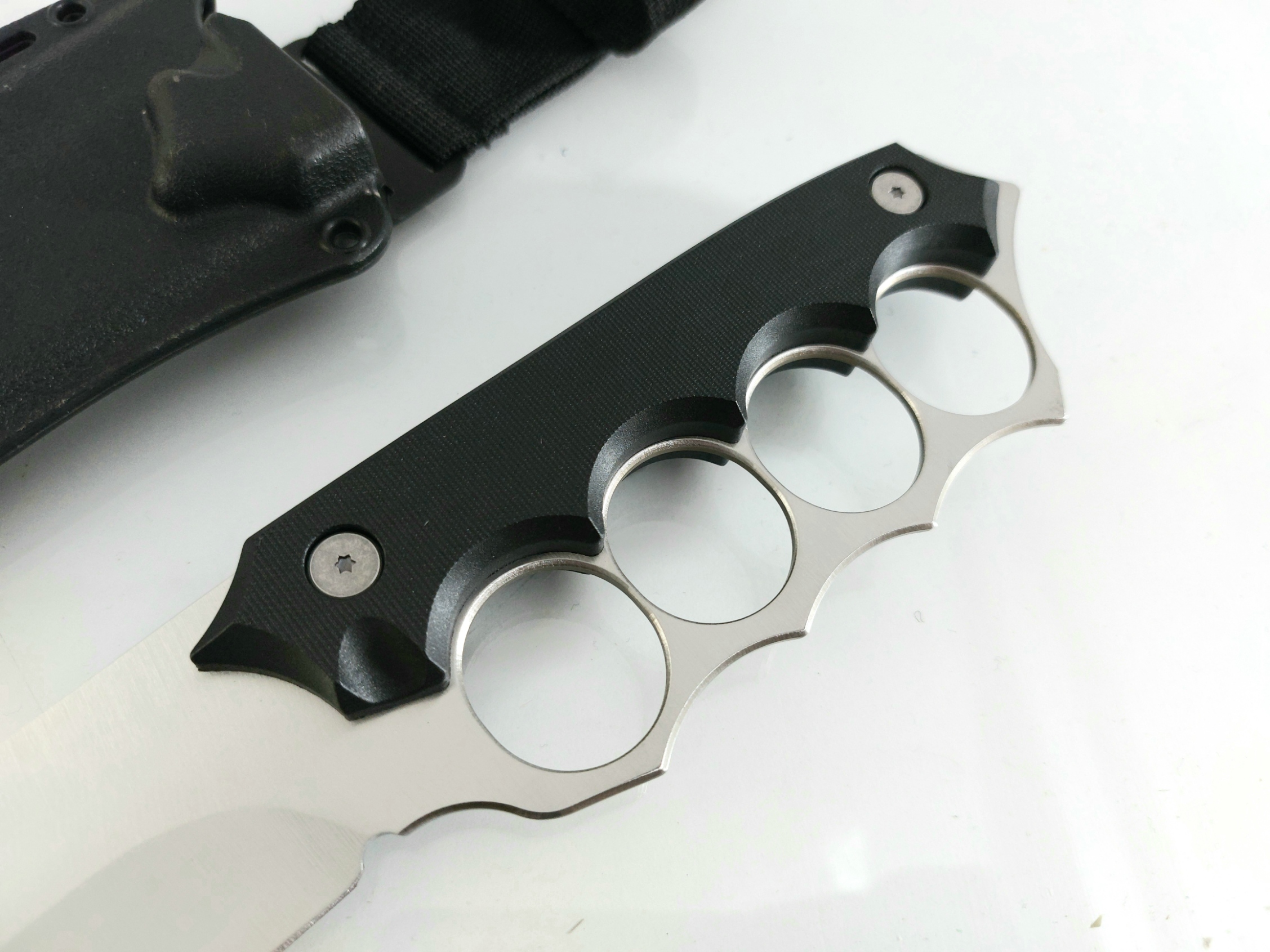 Ловен нож тип бокс тактически с Kydex калъф за носене на колана модел 2