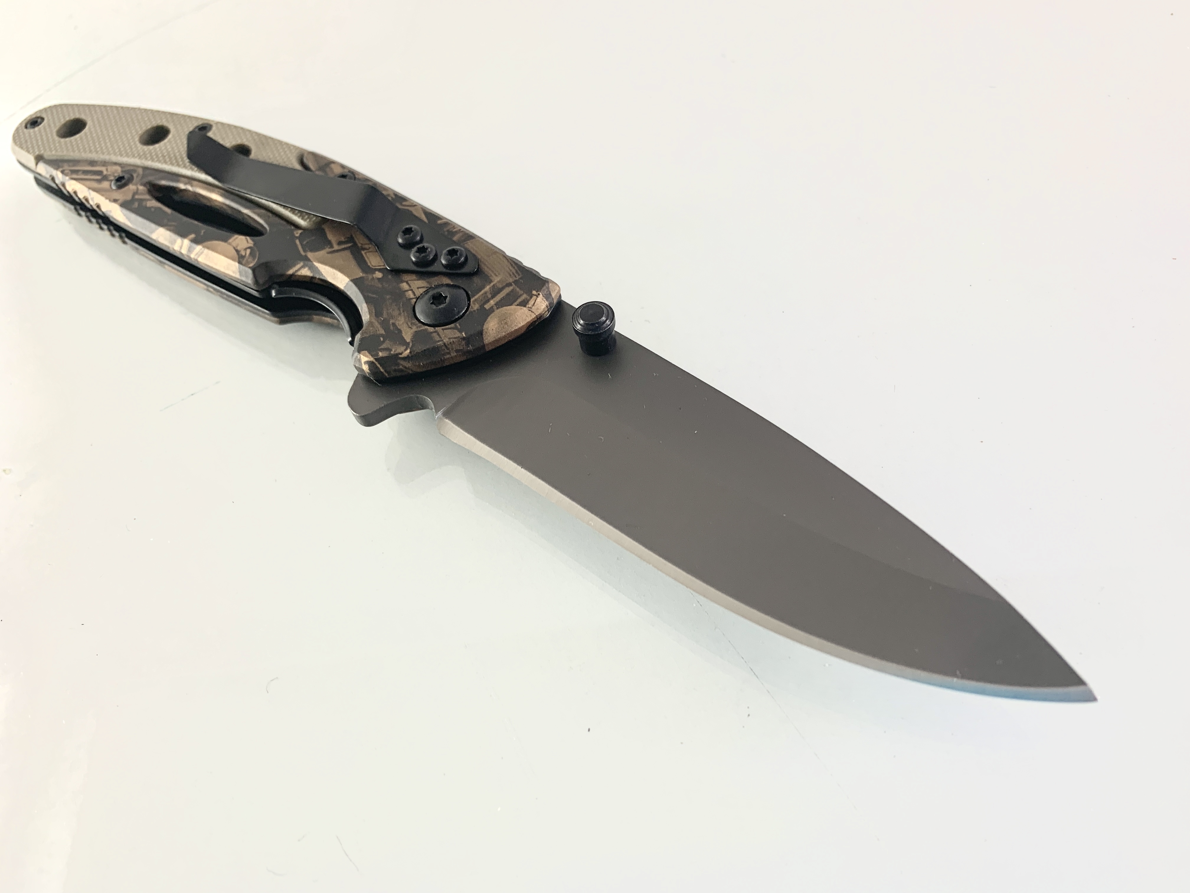 Boker solingen серия - pocket knife номер C143 - G10 чирени Boker solingen серия - pocket knife номер C143 - G10 чирени