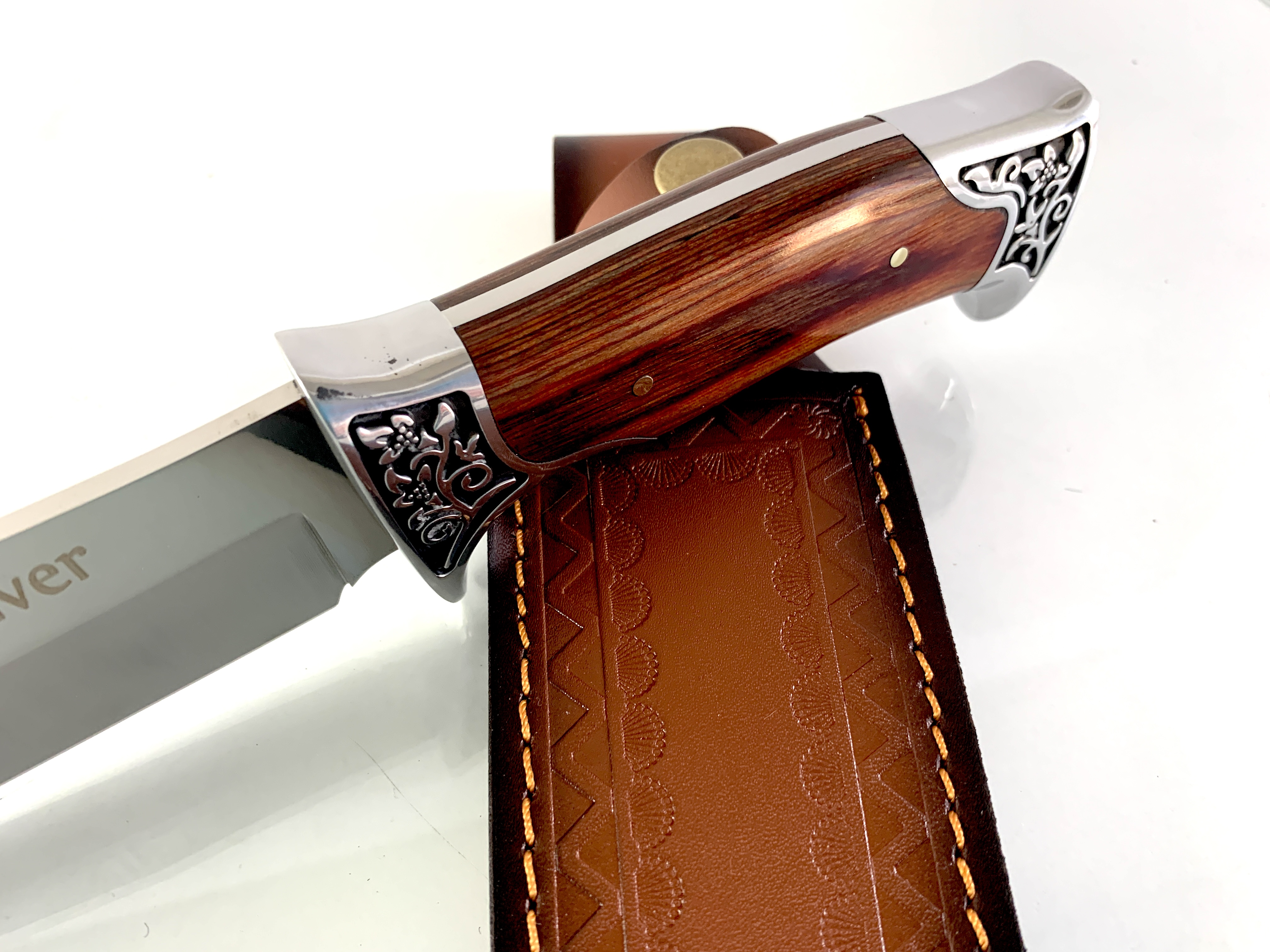 Bowie Hunting knife UC 56 Ловен нож метален масивен Vip Ever