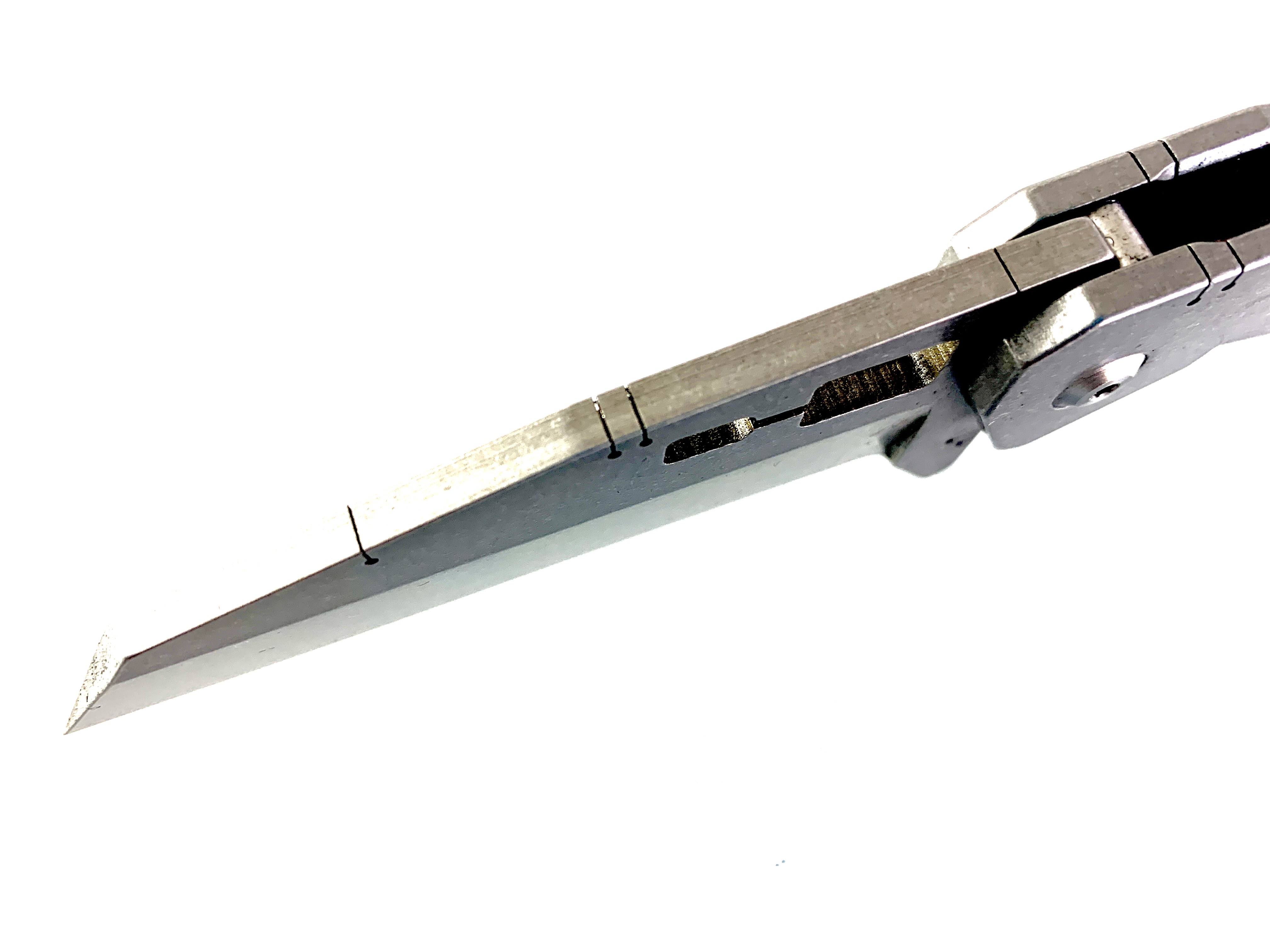 Сгъваем автоматичен нож за оцеляване и самоотбрана с D2 стомана и сачмени лагери