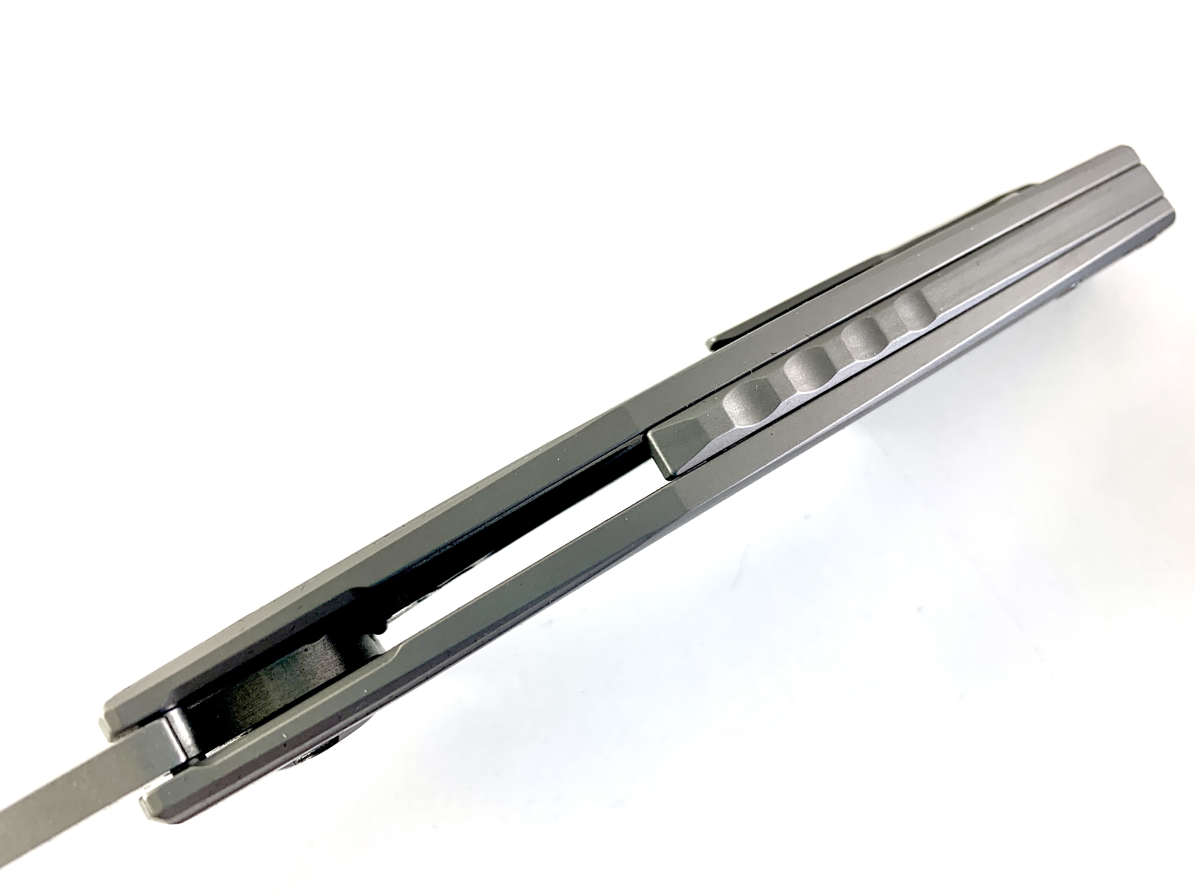 Kesiwo HWZBBEN J145 D2 Blade,Автоматичен сгъваем нож - Titanium Alloy Kesiwo HWZBBEN J145 D2 Blade,Автоматичен сгъваем нож - Titanium Alloy