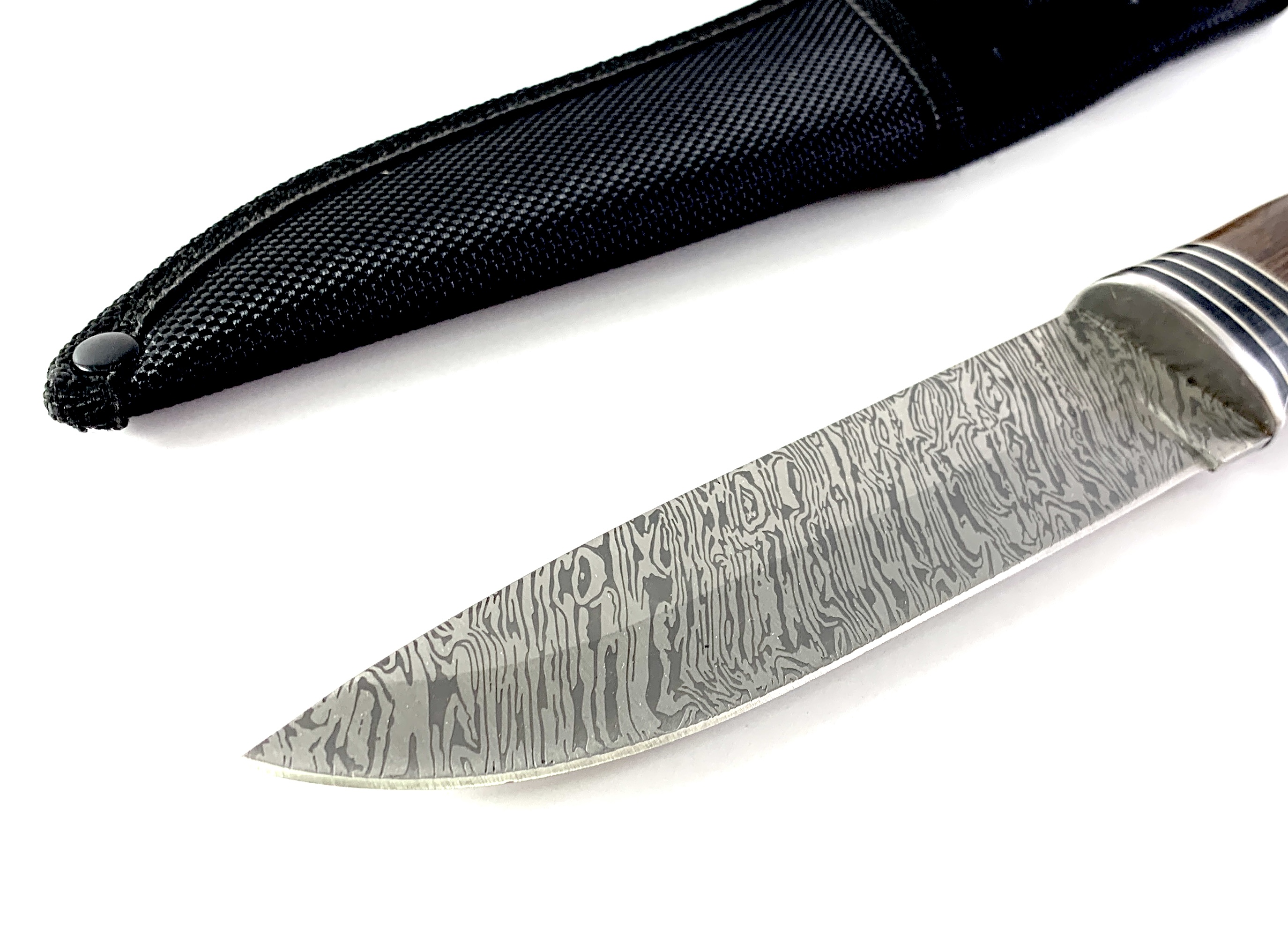 Ловен нож с шарка имитираща дамаска стомана модел FB1510