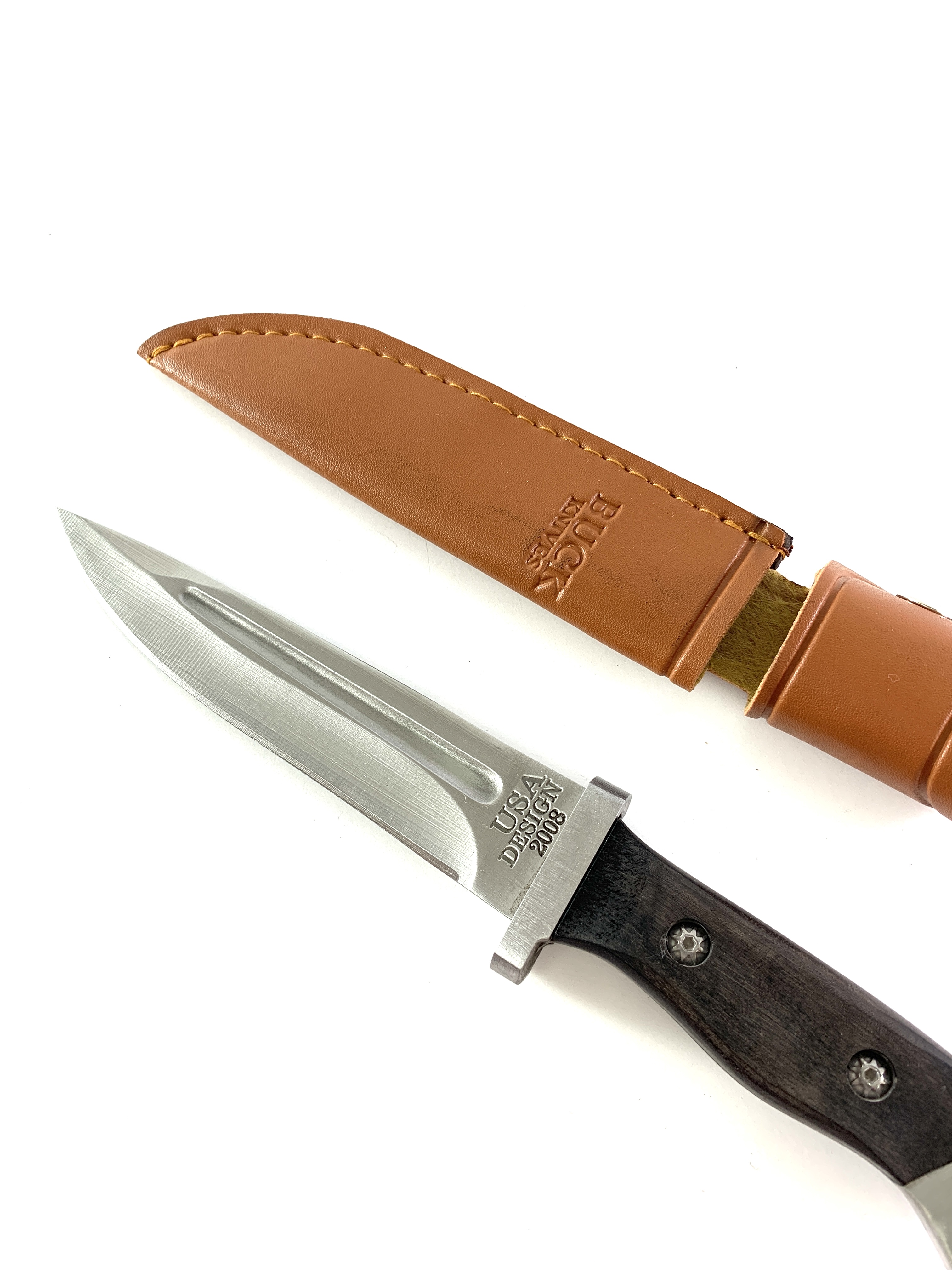 Масивен ловен нож много добре балансиран - USA Design 2008 Масивен ловен нож много добре балансиран - USA Design 2008