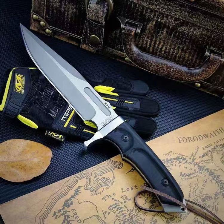 Ловен нож Rambo First Blood с черна дръжка и остър връх
