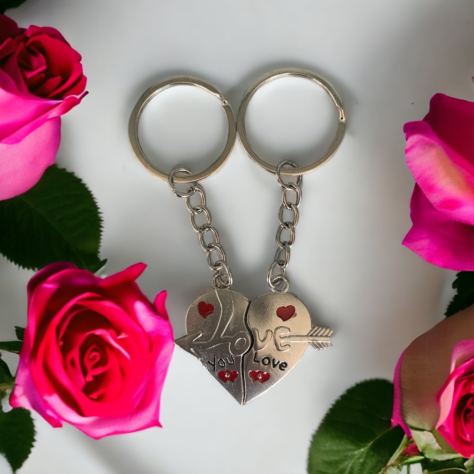 Метален ключодържател Романтичен от две части сърце – You Love