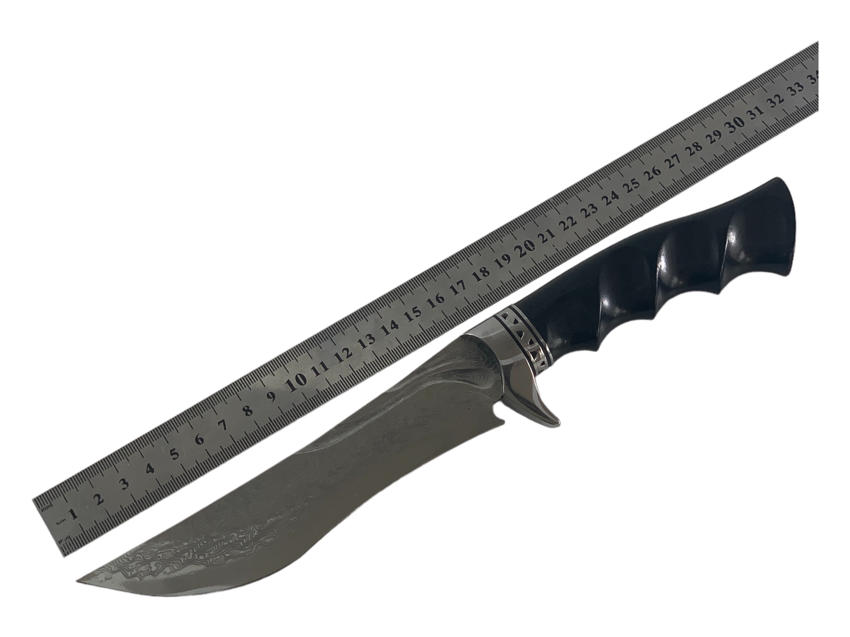 Ловен нож с абаносова дръжка и дамаскова стомана - идеалният бушкрафт нож