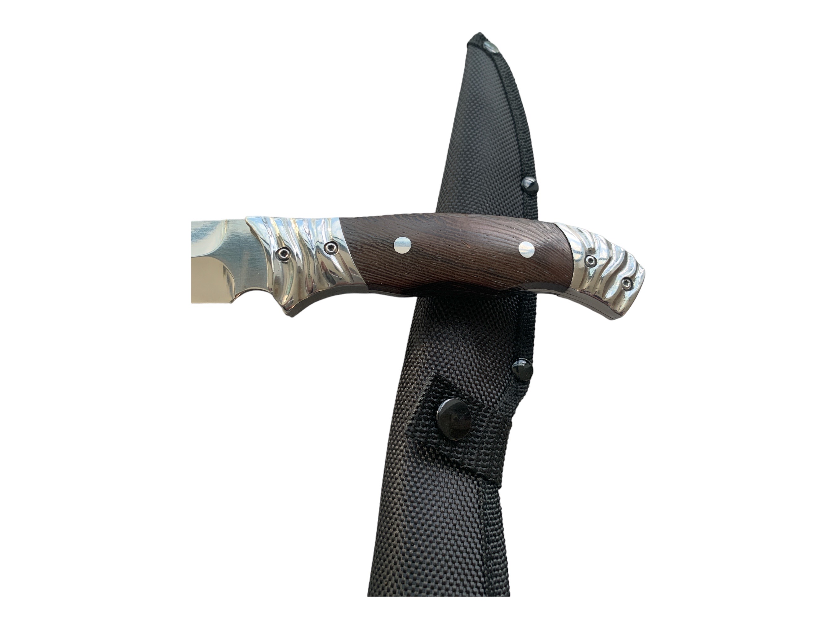 Неоспорима мощ и издръжливост Масивен стоманен ловен нож, руски модел FB1782