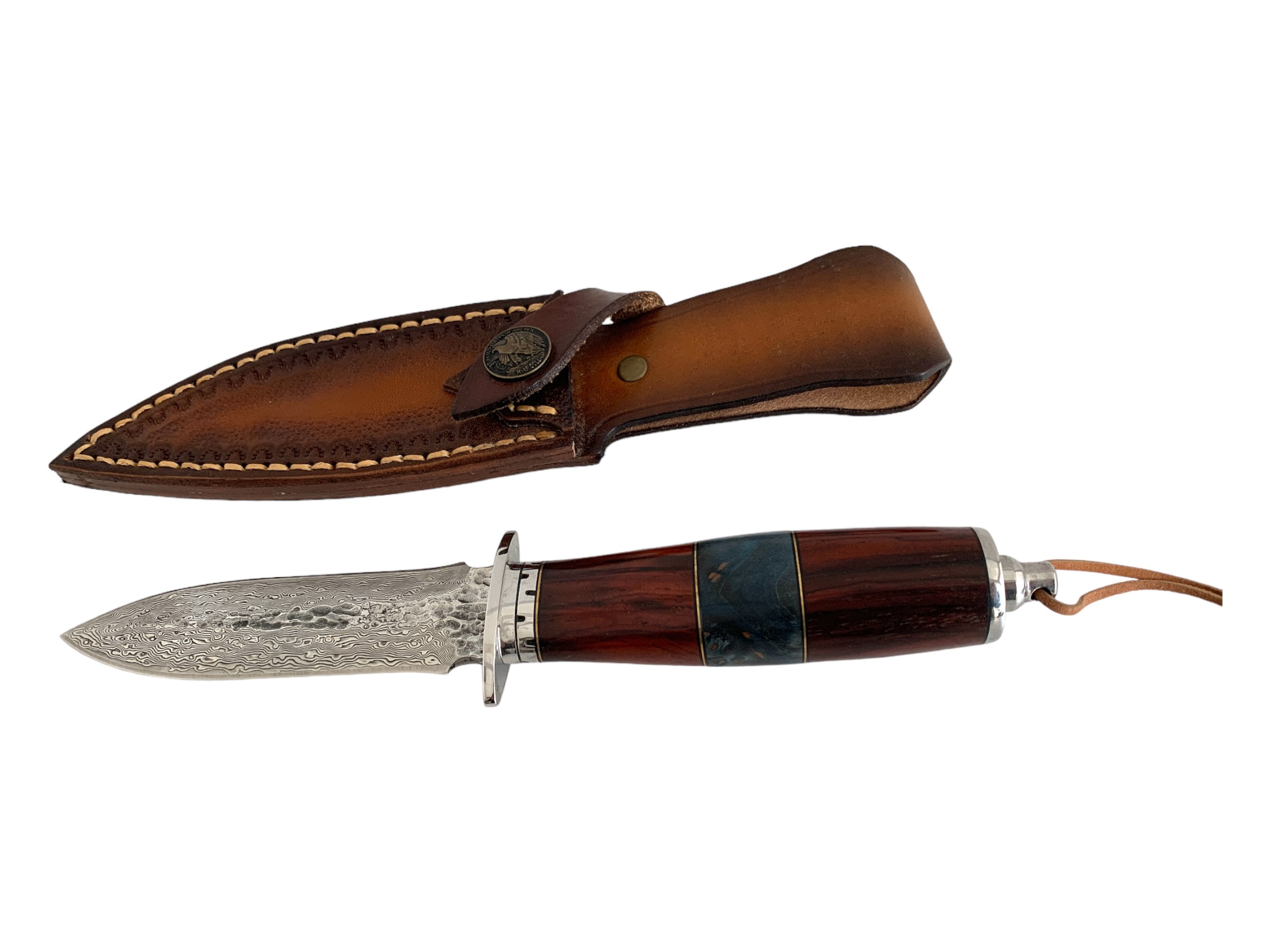 Нож Дамаска стомана тип  кама с декорирана кожена кания