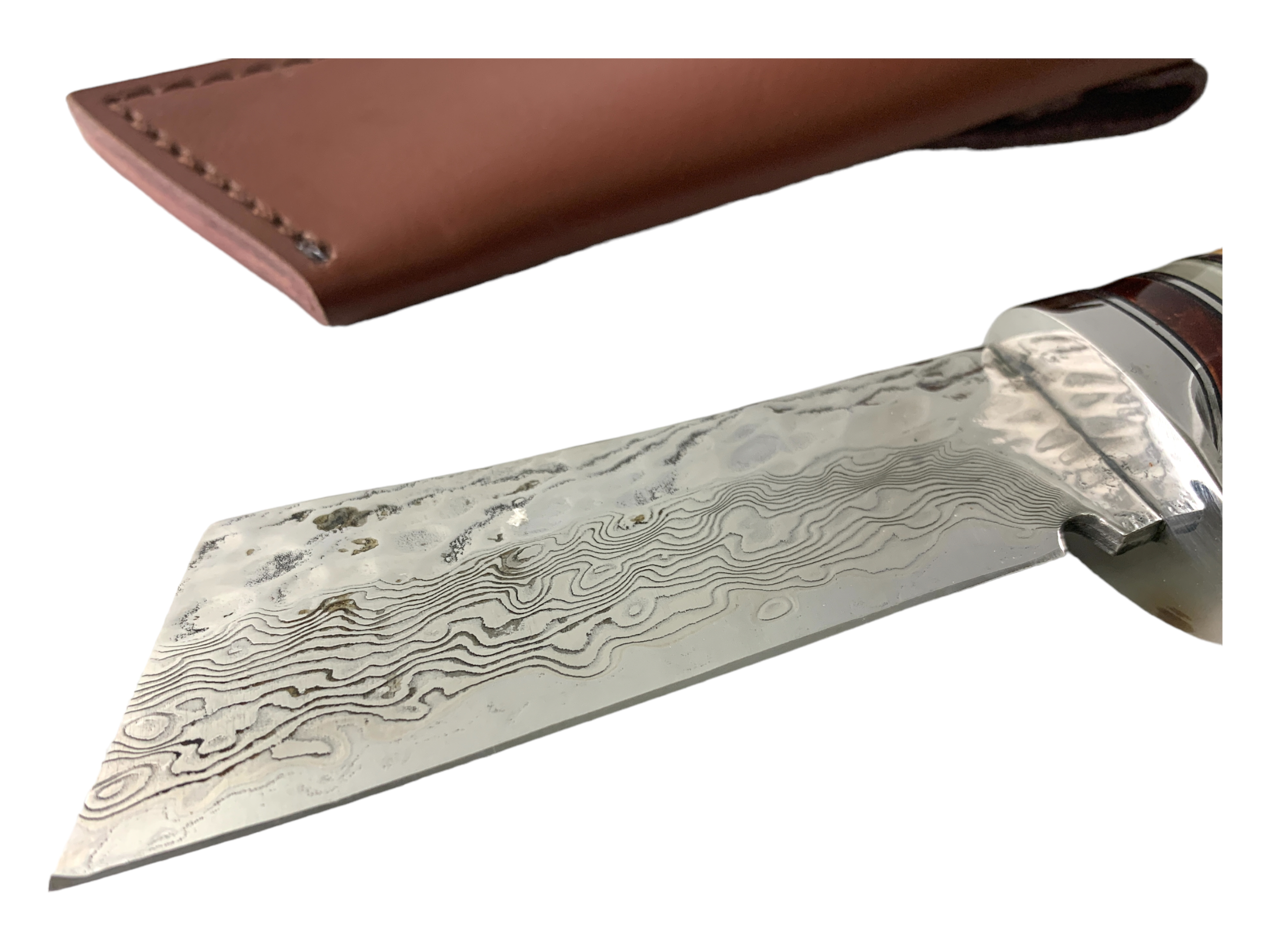 Ловен нож 'Дамаск' с ръчно изработена кожена кания