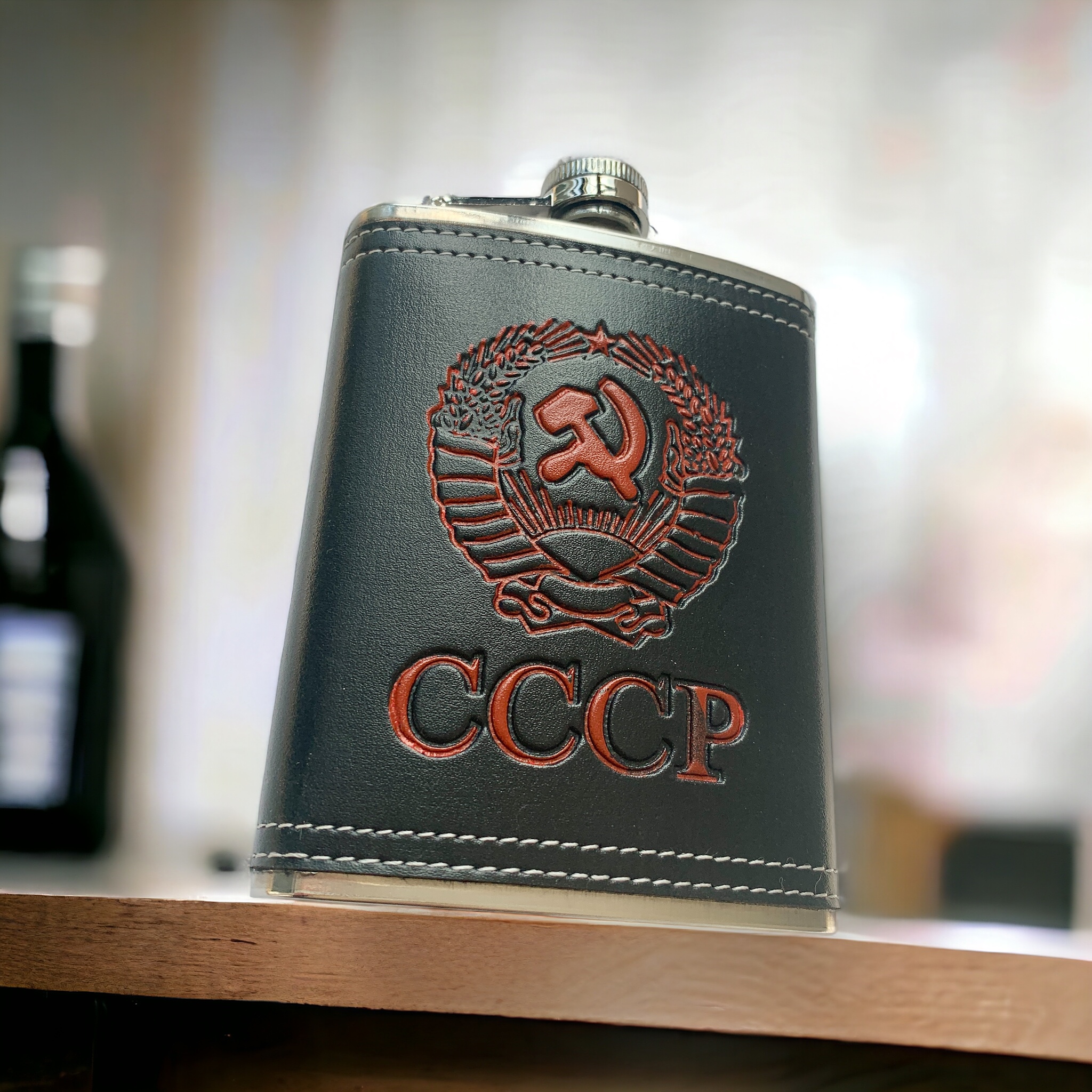 Стилна Манерка с Декорации