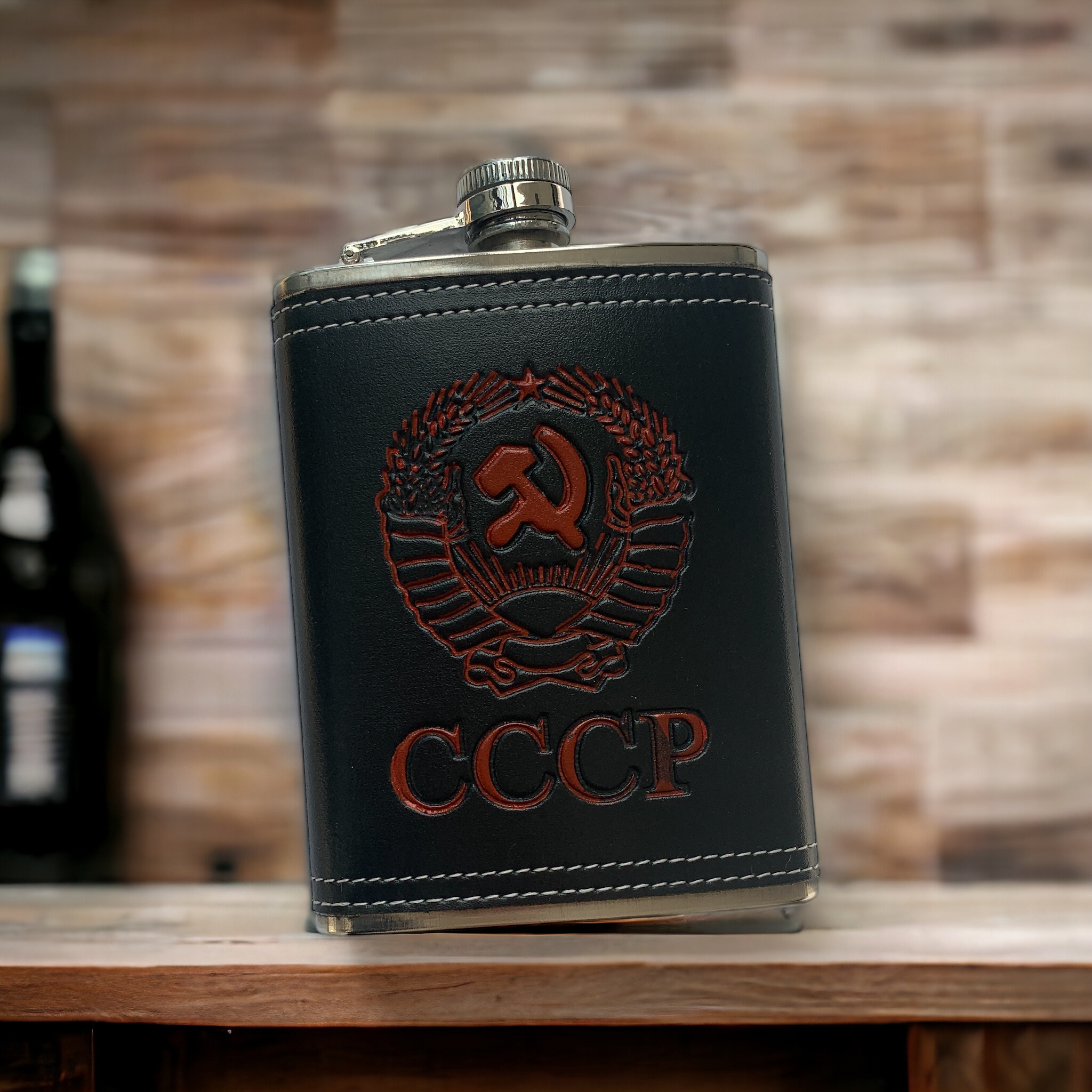 Стилна Манерка с Декорации