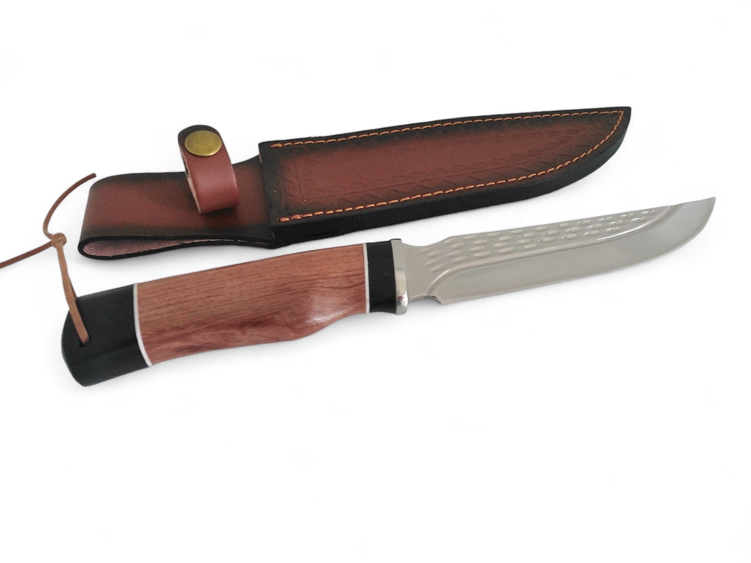 Ловен нож с фиксирано острие Knives FB1755A - висококачествен и надежден