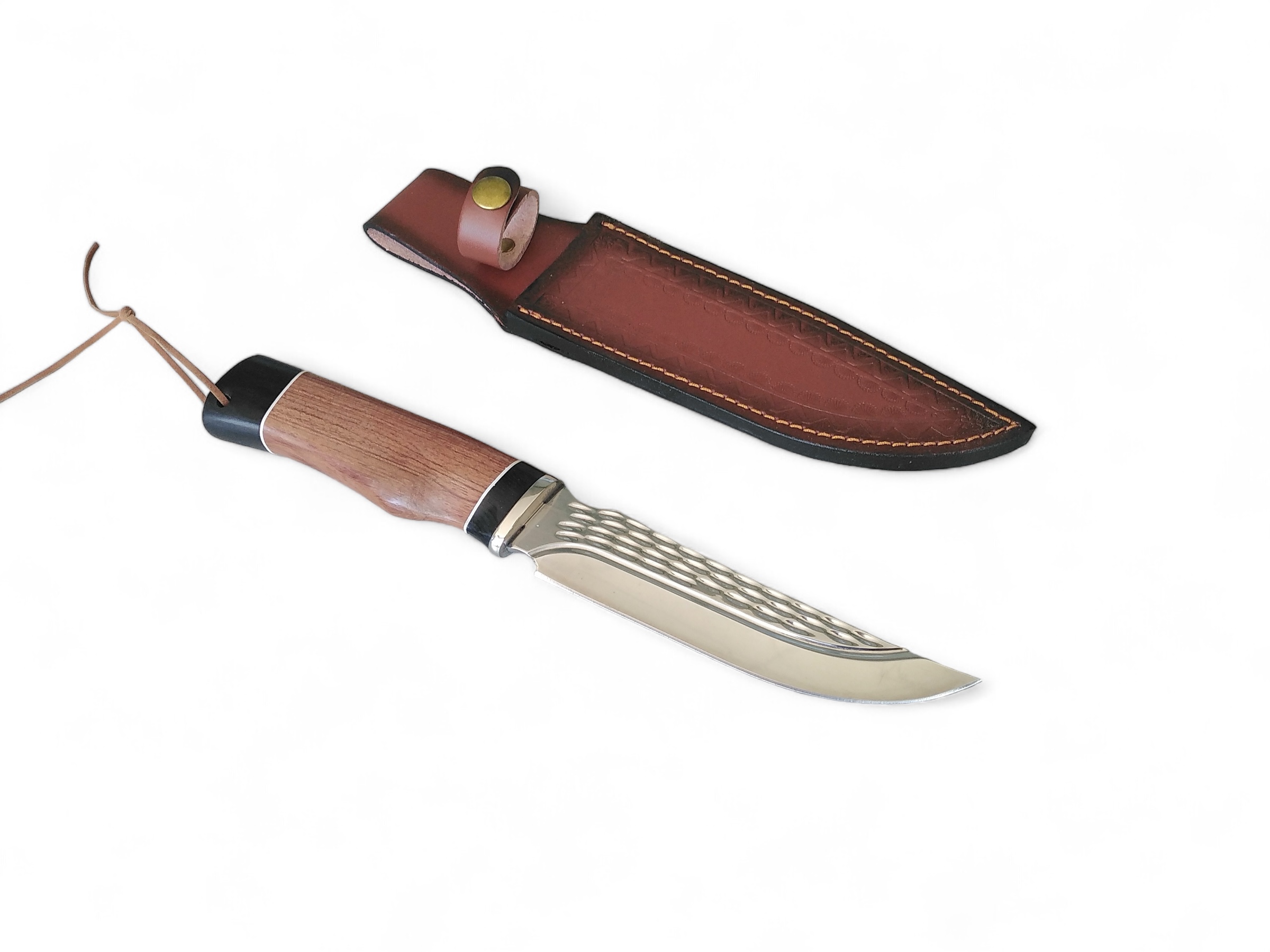 Ловен нож с фиксирано острие Knives FB1755A - висококачествен и надежден