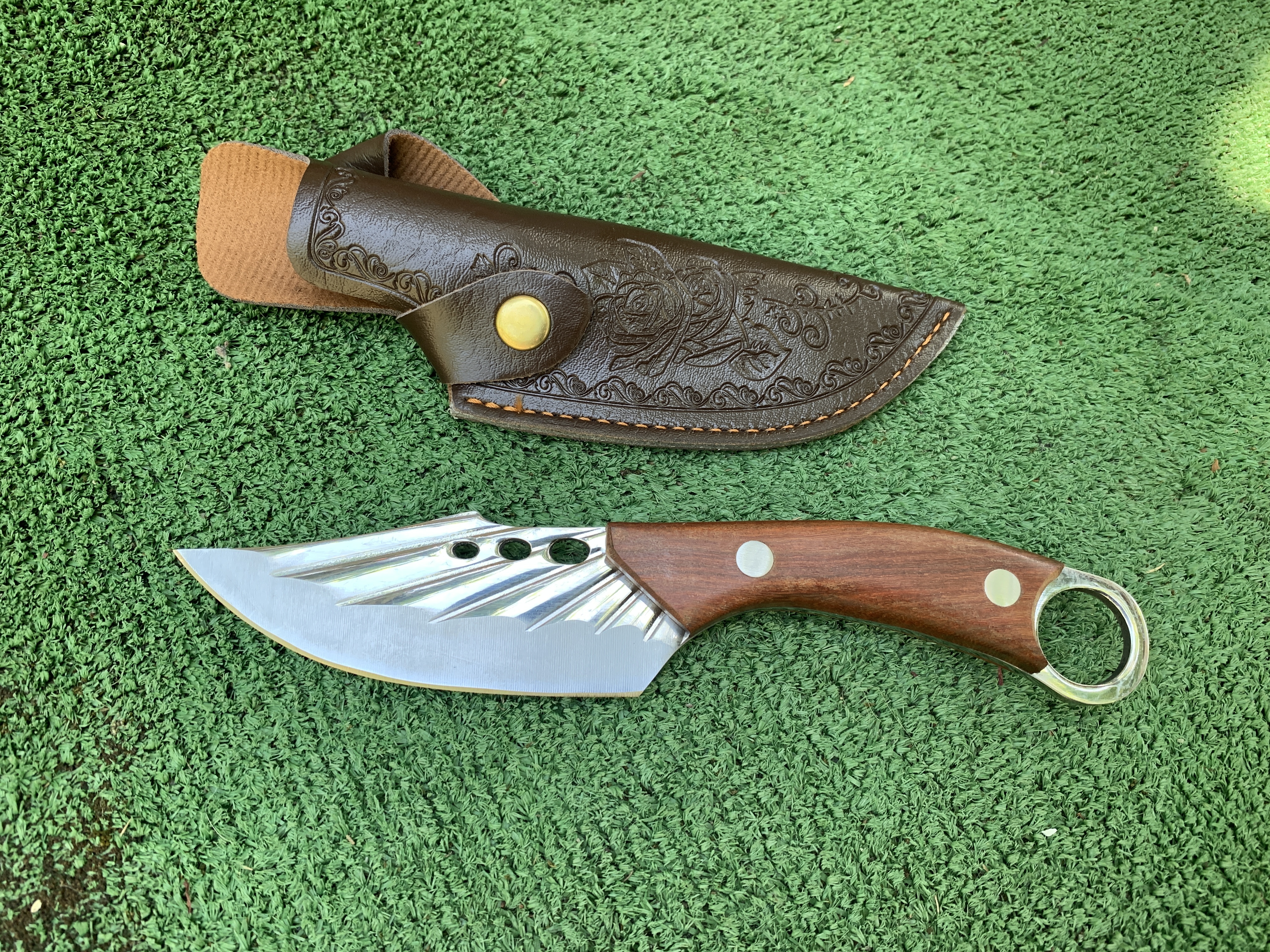 Ловен нож с фиксирано острие - Knives FB1762E Ловен нож с фиксирано острие - Knives FB1762E