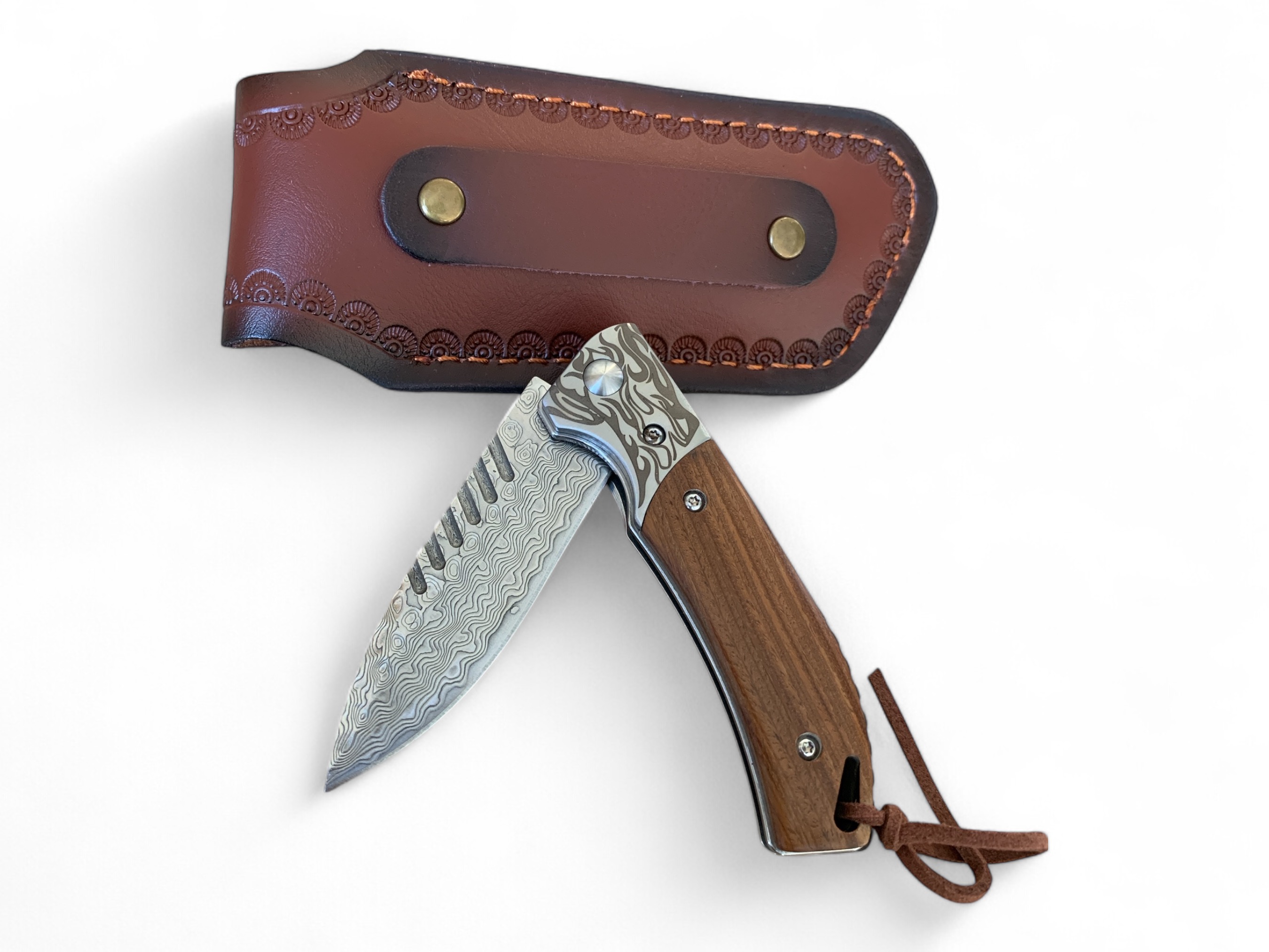 Сгъваем нож от дамаскова стомана с дървена дръжка - Woodland Strider