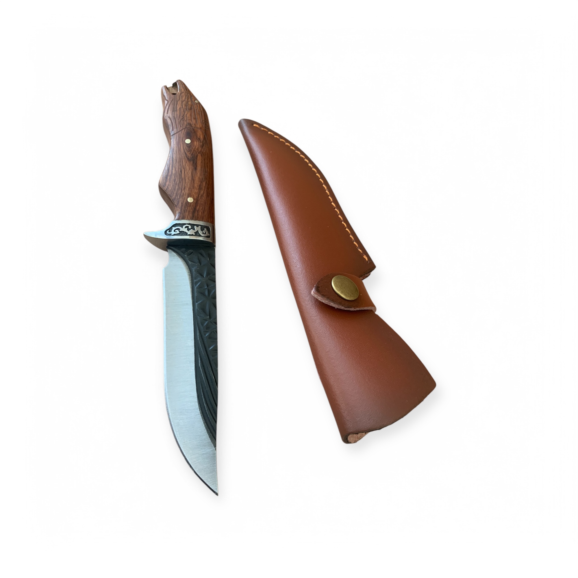 Ловен нож с дървена дръжка и кожена кания