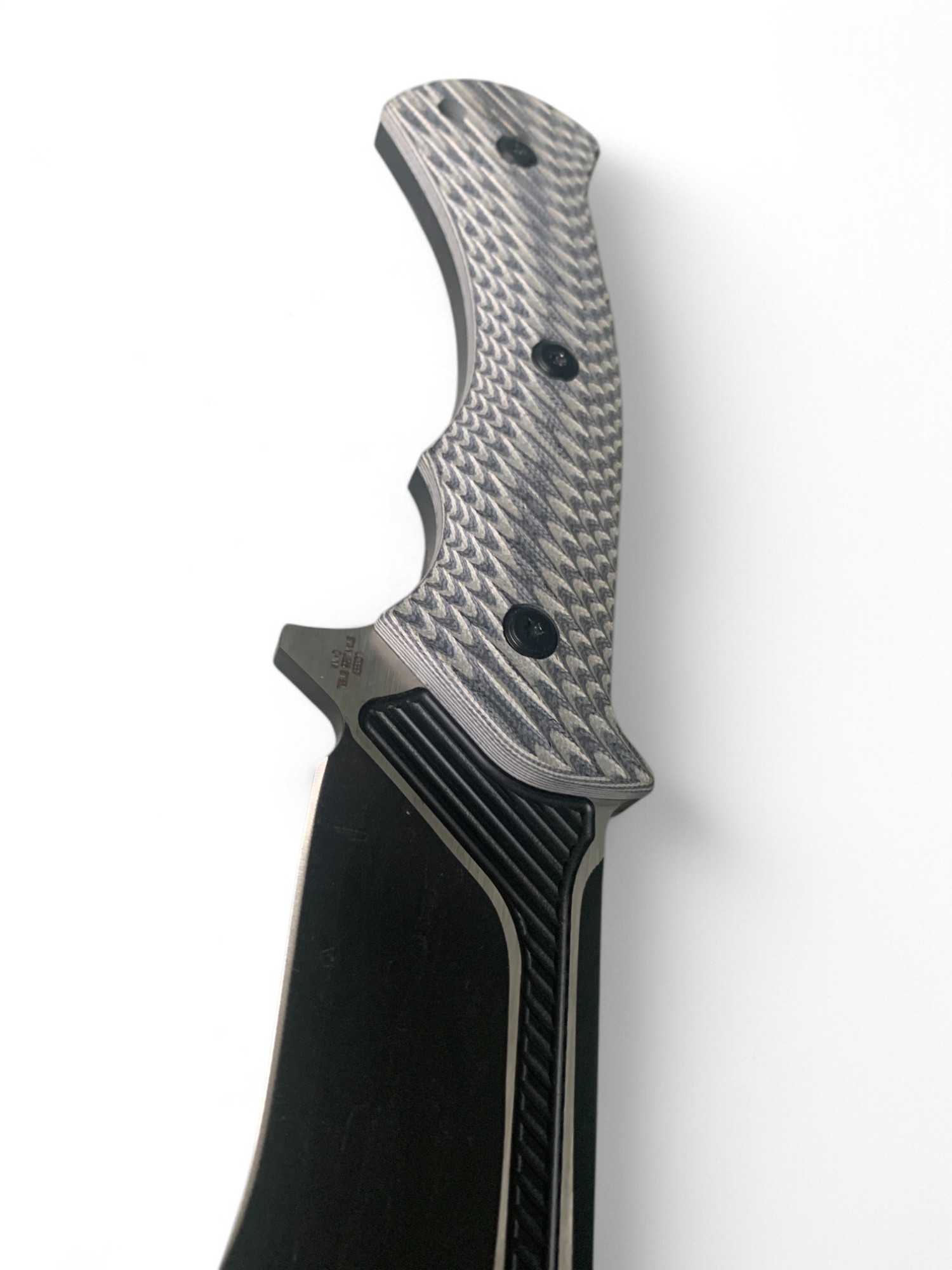 Тактически нож M48 с черно титаниево покритие и кожена кания