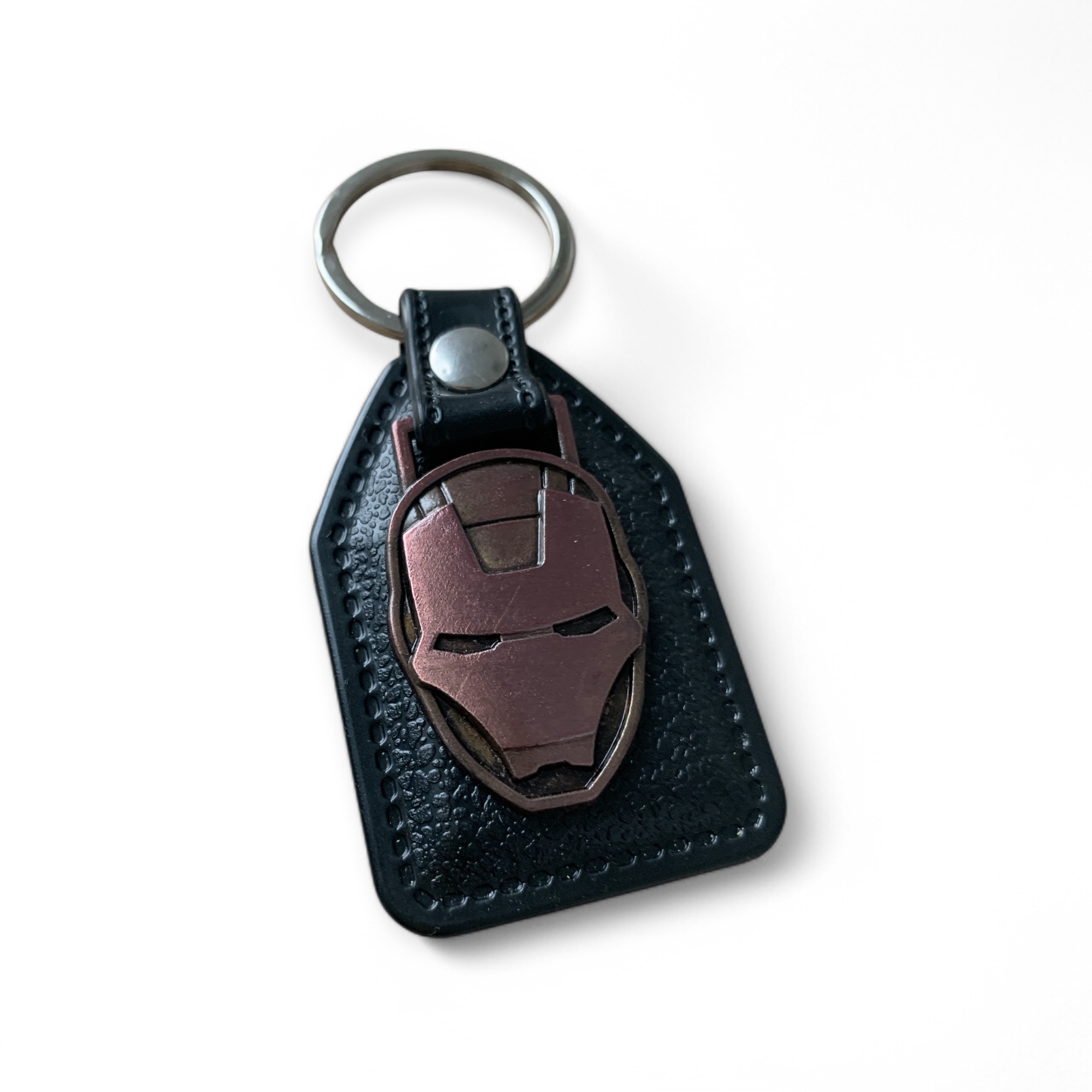 Кожен ключодържател с червена маска на Iron Man