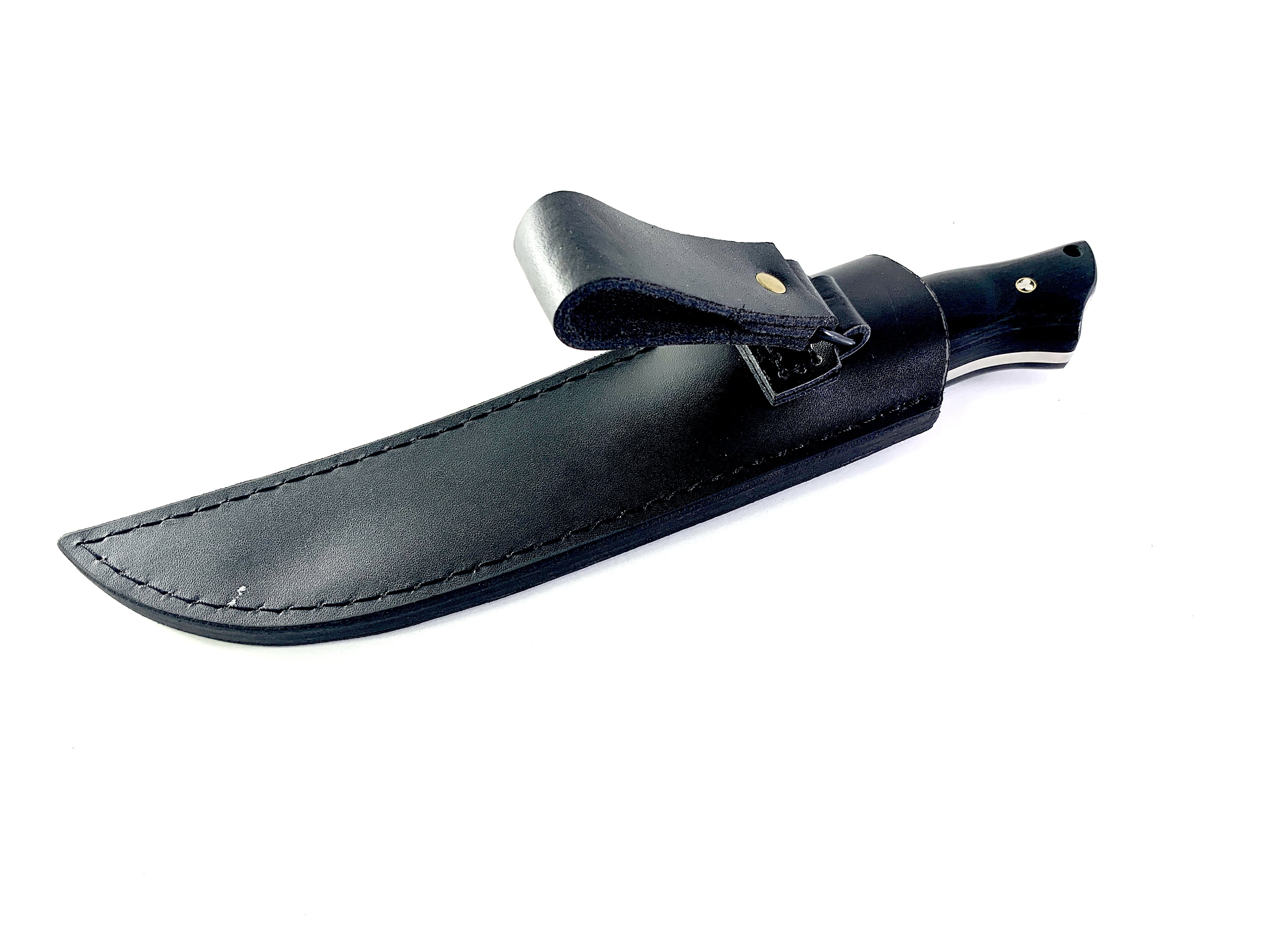 Ловен нож с черна кожена кания от естествена телешка кожа