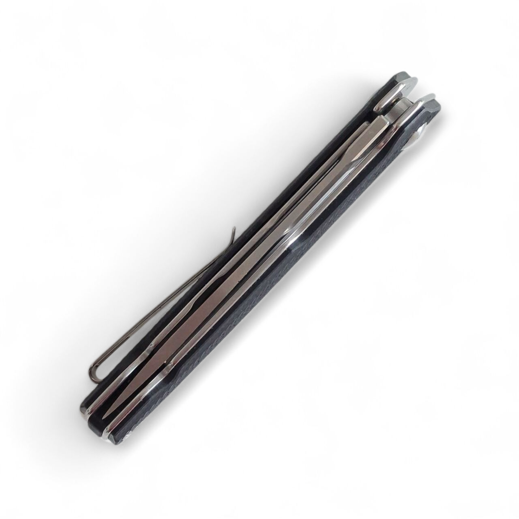 Изглед отгоре на сгънат нож Steel Haven с клипс