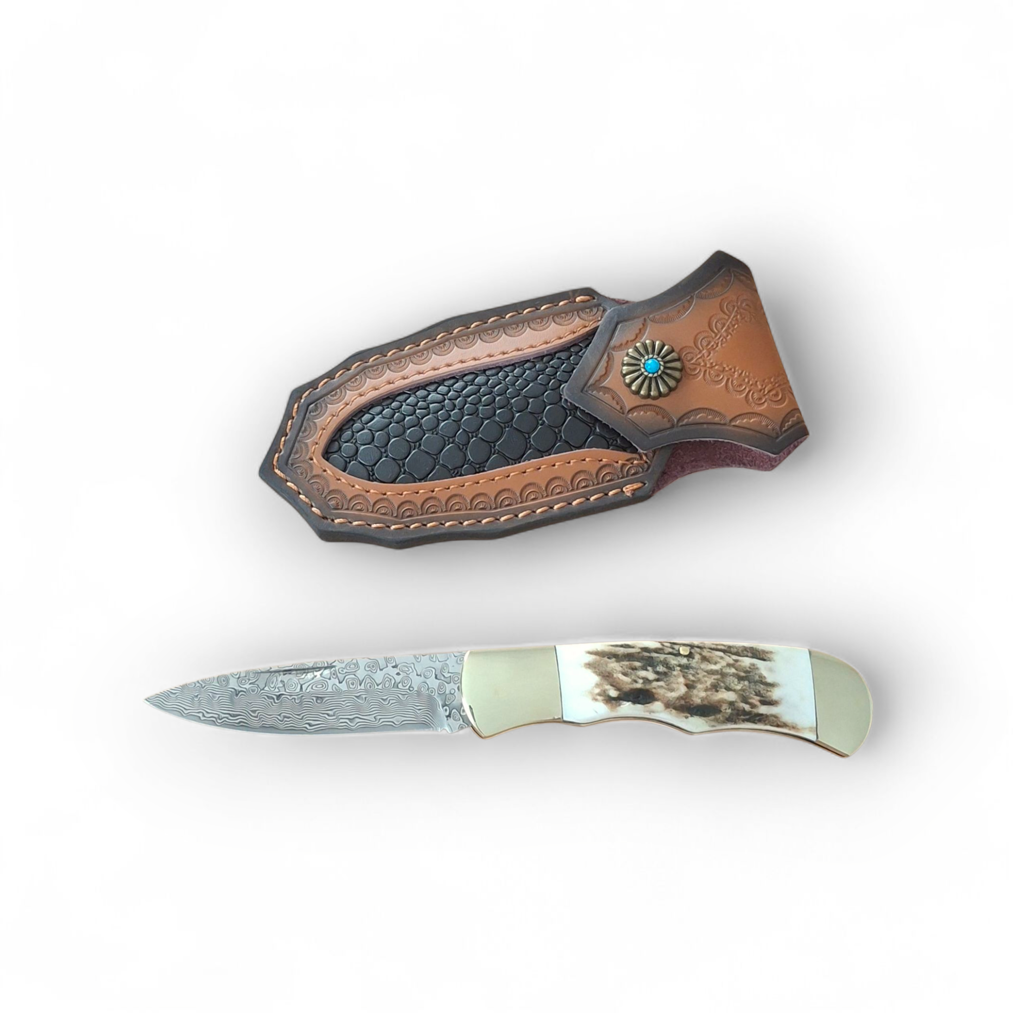 Сгъваем нож Forest Antler 195 с отворено дамасково острие и кожена кания