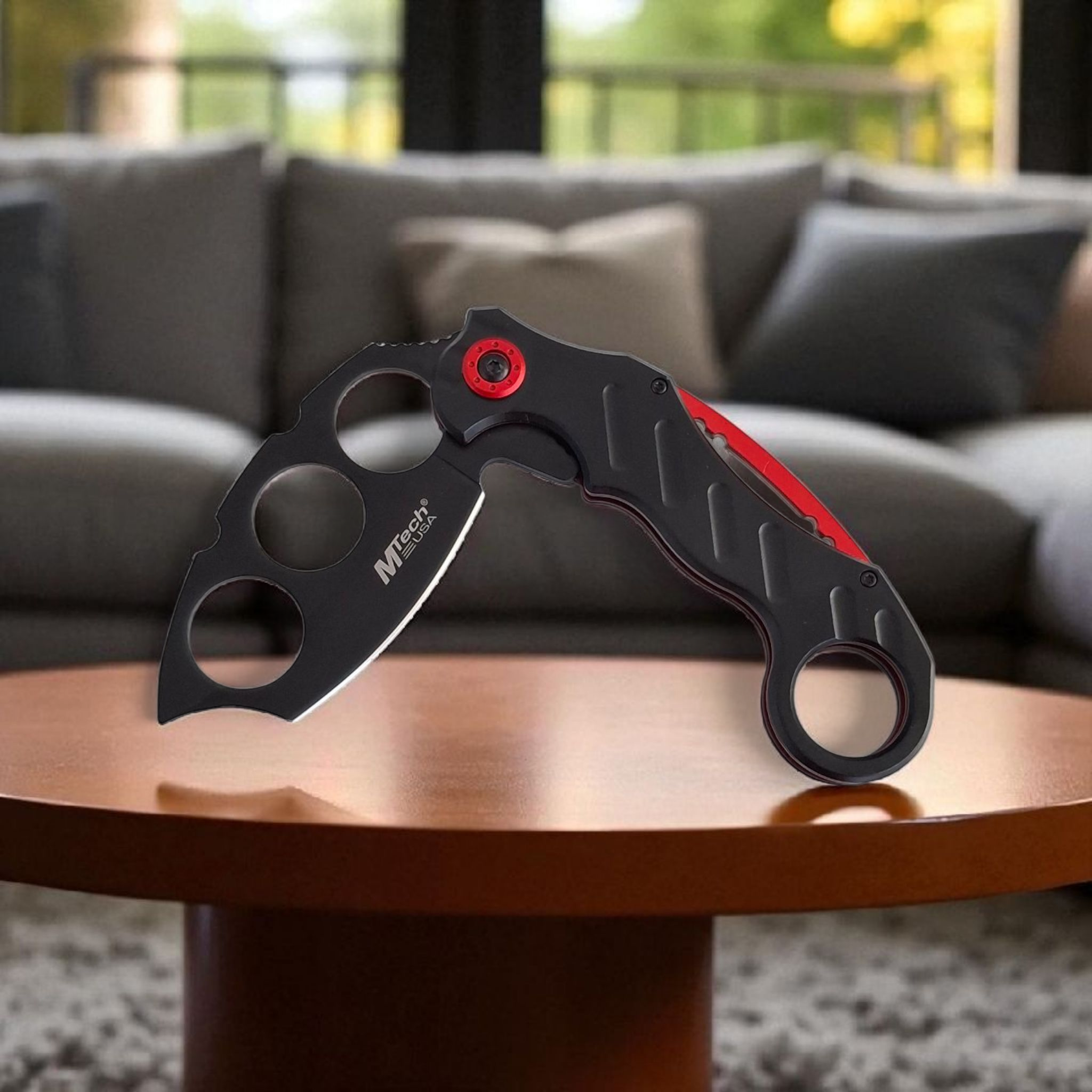 Тактически сгъваем нож „Predator Claw“ с черно-червен дизайн