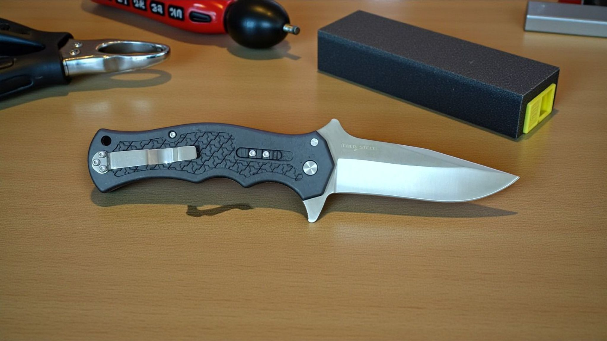 Сгъваем нож BladeHawk с 8Cr13MoV стомана