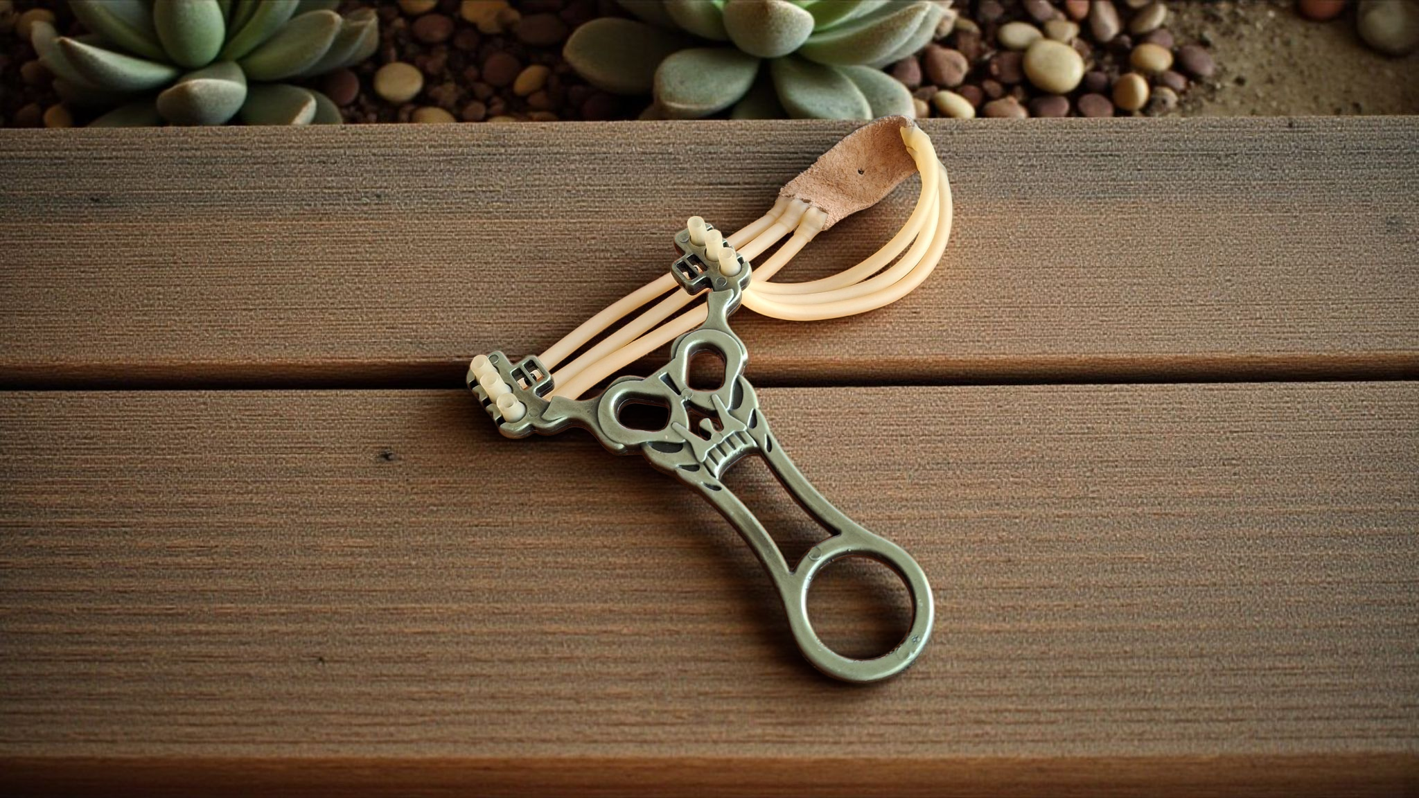 MadMonkay SkullShot – Метална Прашка с Агресивен Дизайн и Силен троен ластик