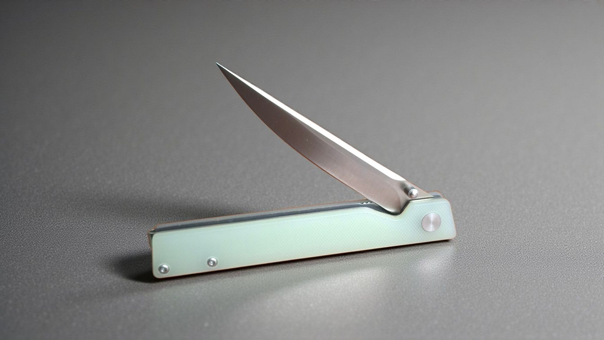 Сгъваем нож SierraEdge CEO с тънък профил и G10 дръжка