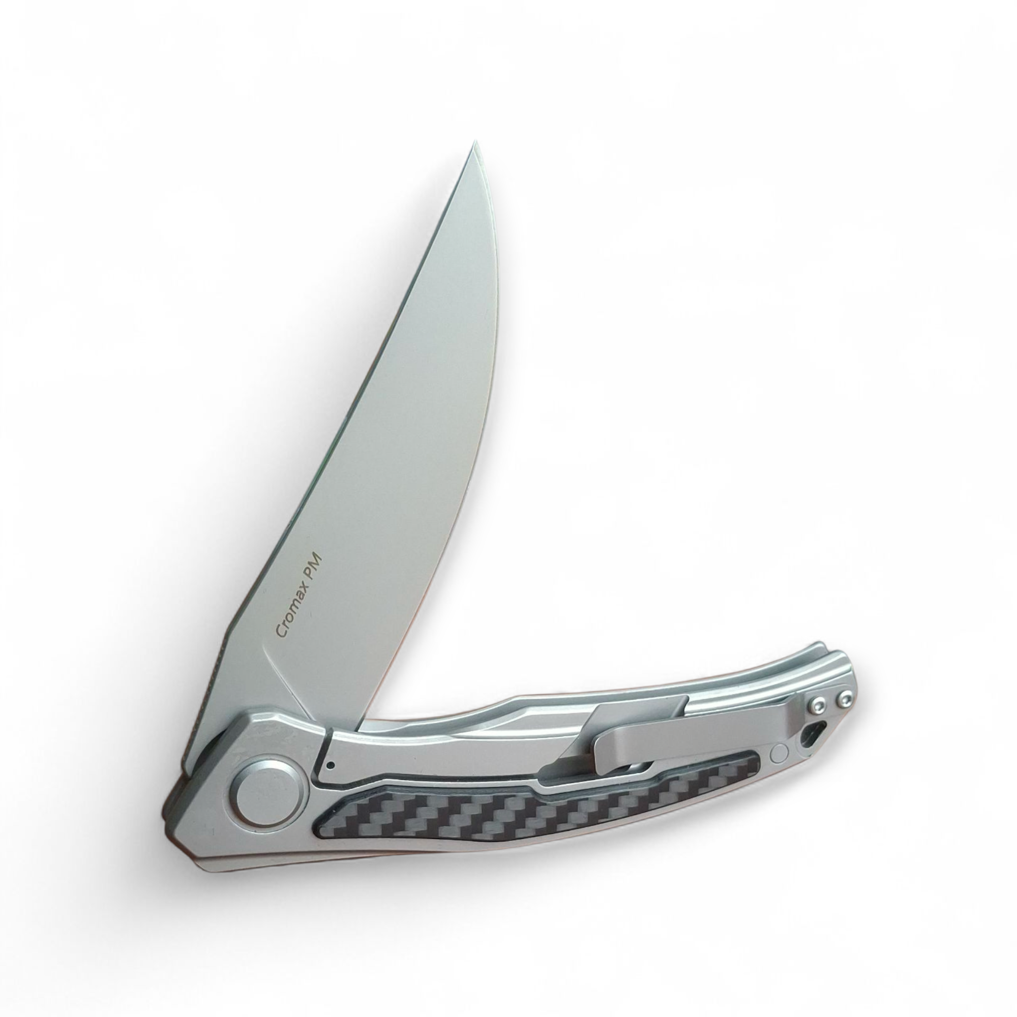 UltimaEdge Titan – детайл на острието с Stonewash покритие