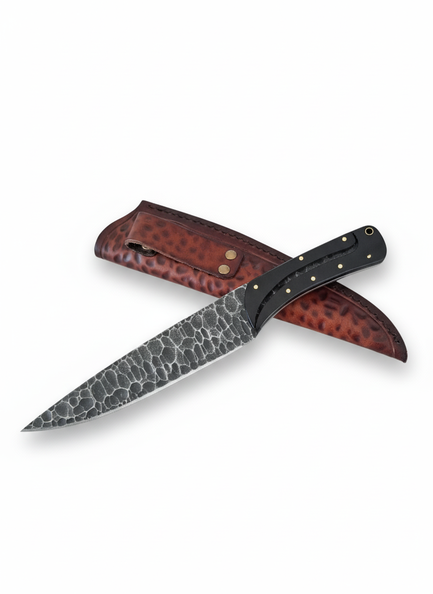 Нож с кожена кания от телешки бланк – ръчна изработка