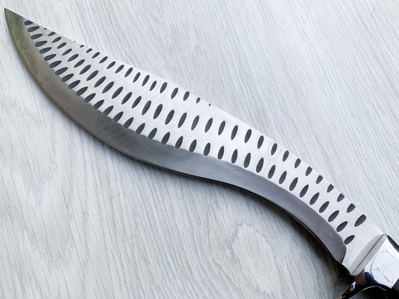 Мачете "Kukri Predator" с фултанг конструкция и кожен калъф