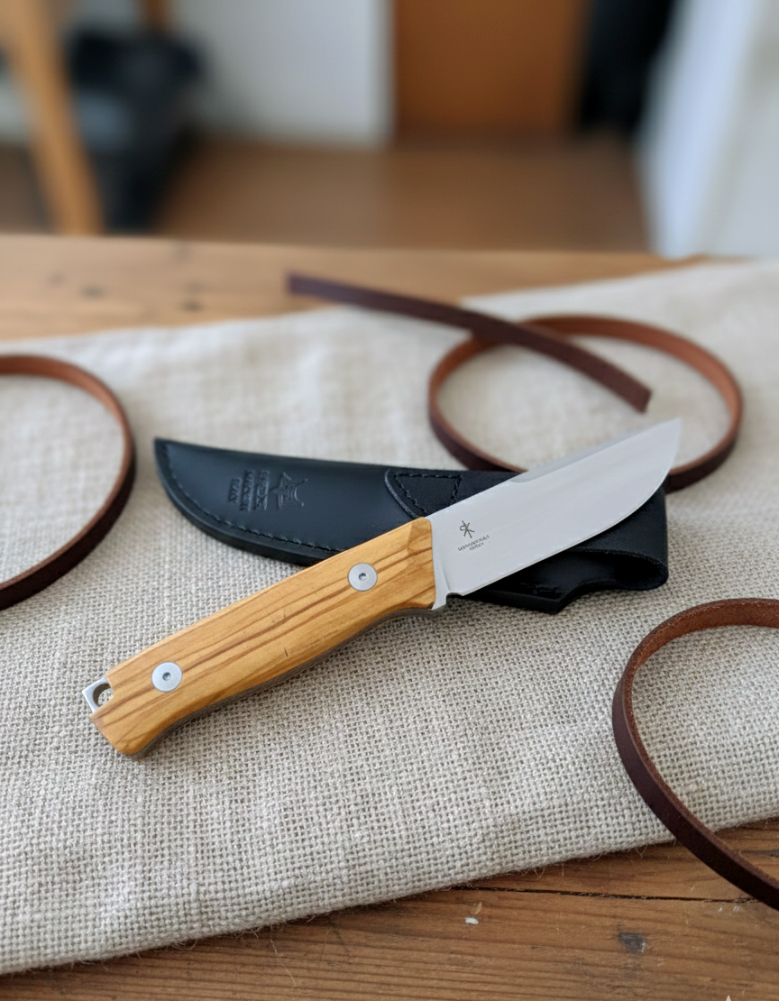 Профилен изглед на ножа "Oakline" с острие от 5Cr13MoV