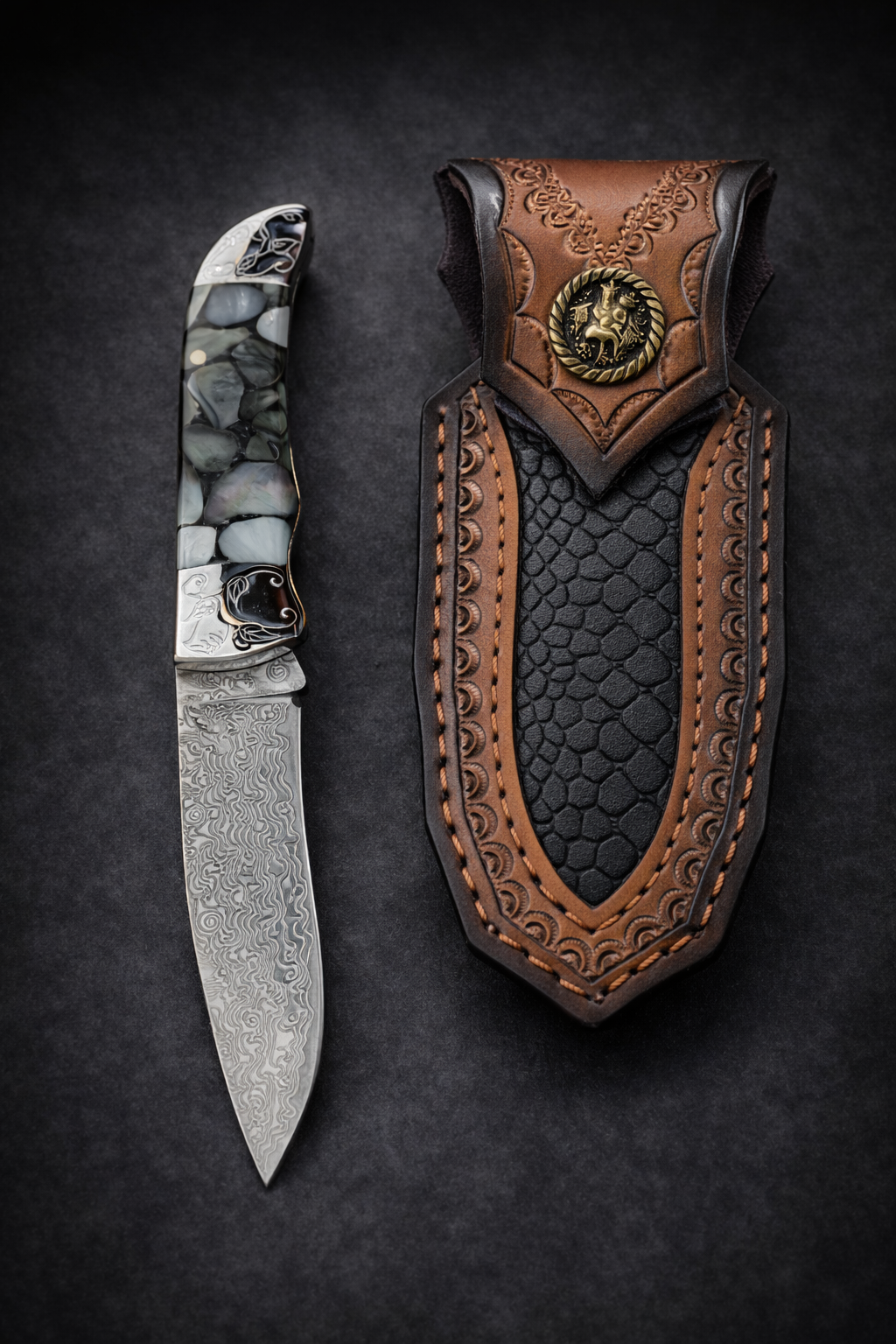 Сгъваем нож от дамаска стомана със седефена дръжка