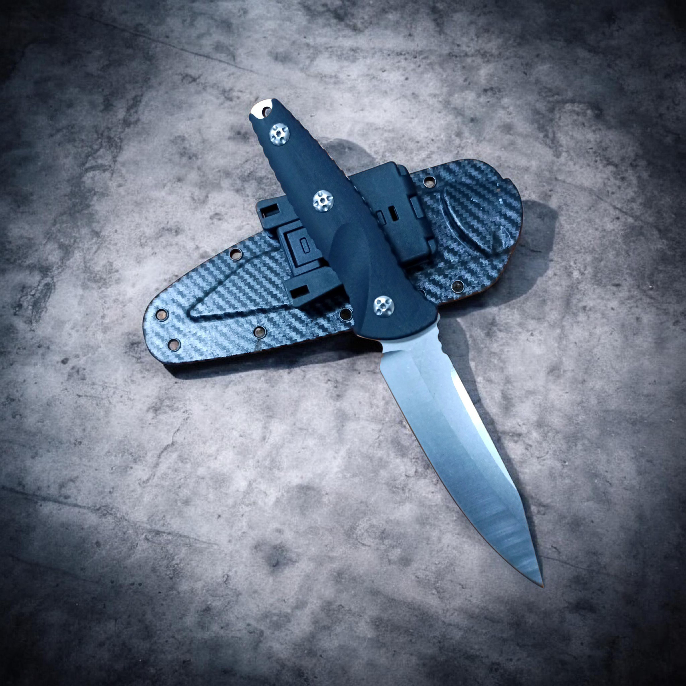 Тактически нож UltimaEdge M390 с фиксирано острие