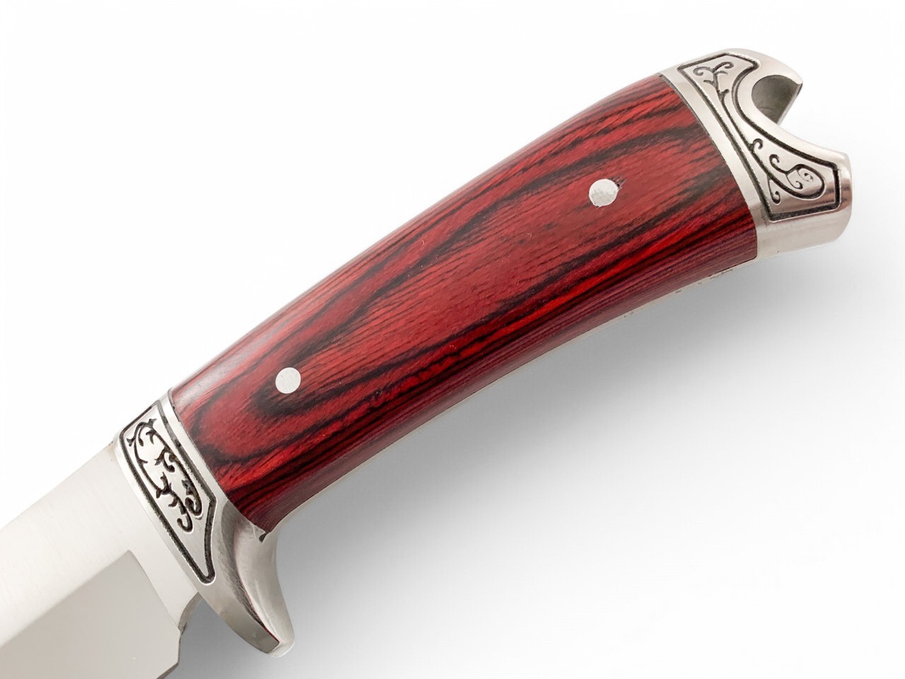 Ловен нож с острие от 7Cr17Mov стомана и текстилна кания